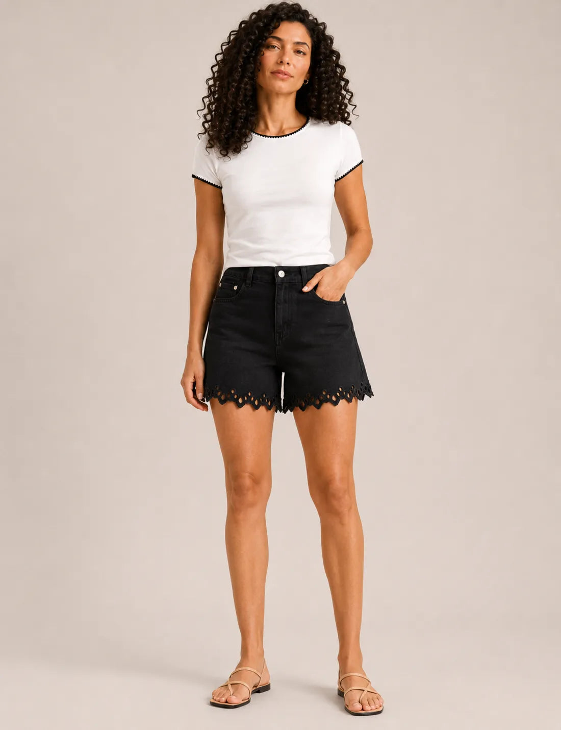 Short Denim Calado Negro