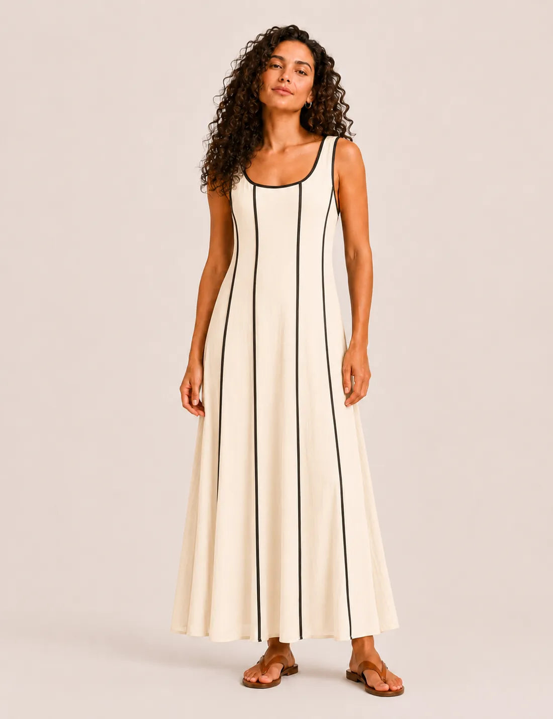 Vestido Evasé Ribetes Crema