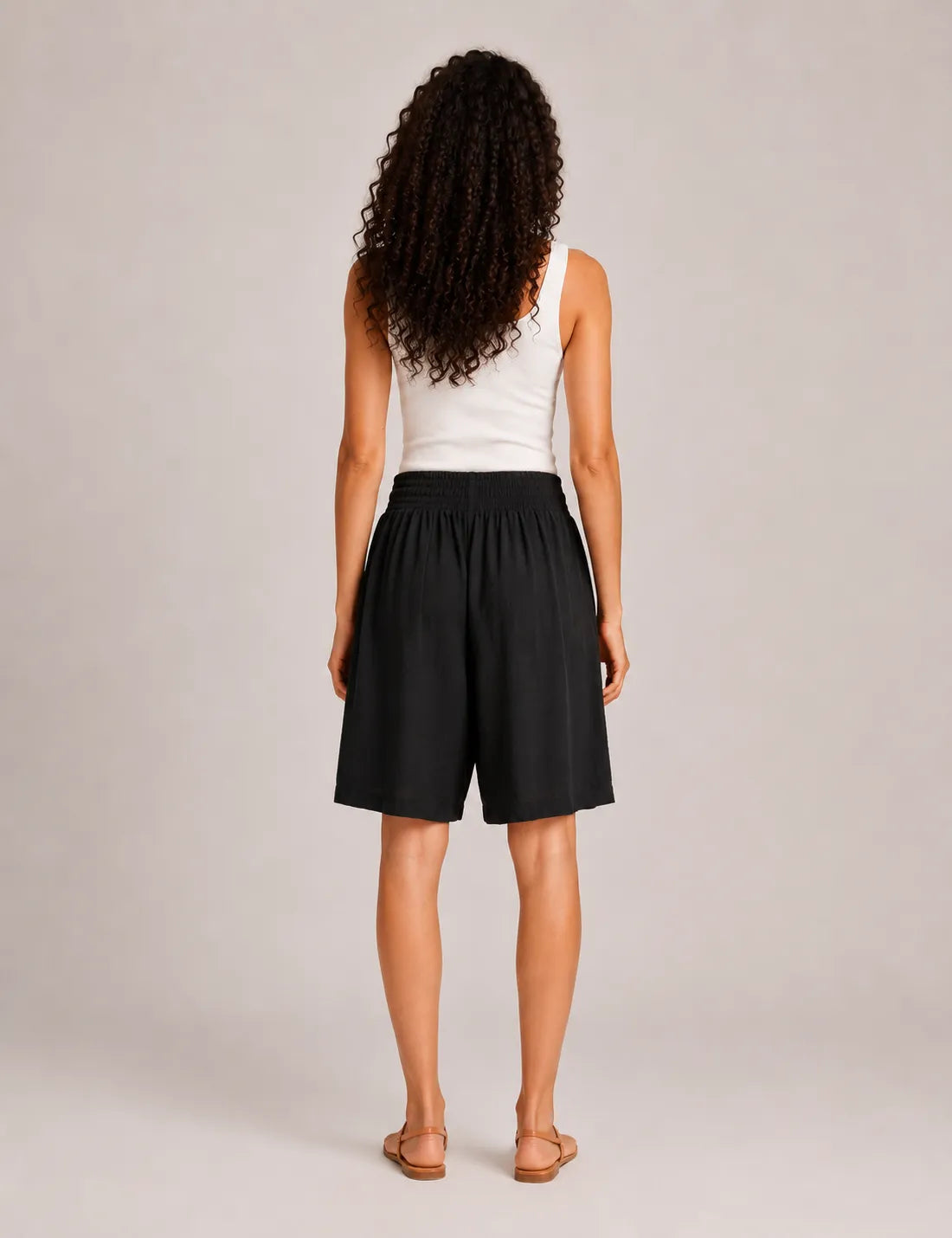 Bermuda Fluido Negro