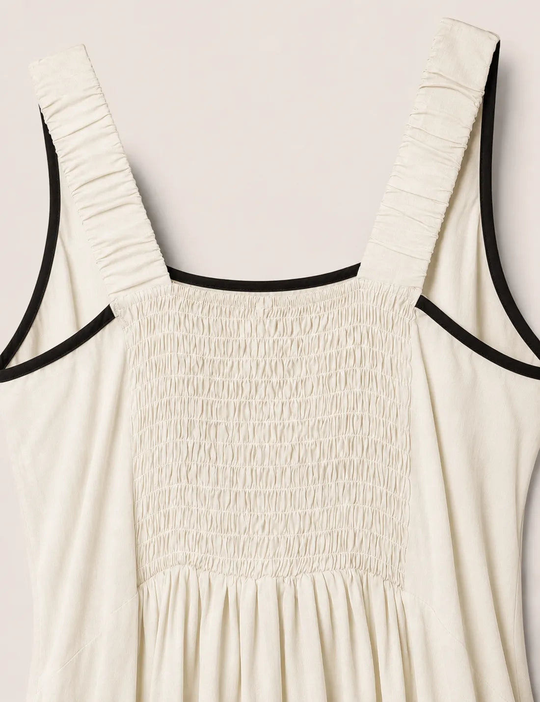 Vestido Evasé Ribetes Crema