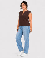 Camiseta Abertura Cuello Marrón