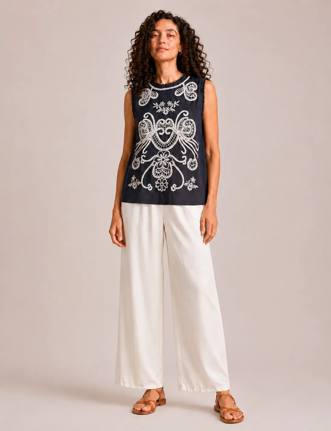 Blusa Bordada Marino