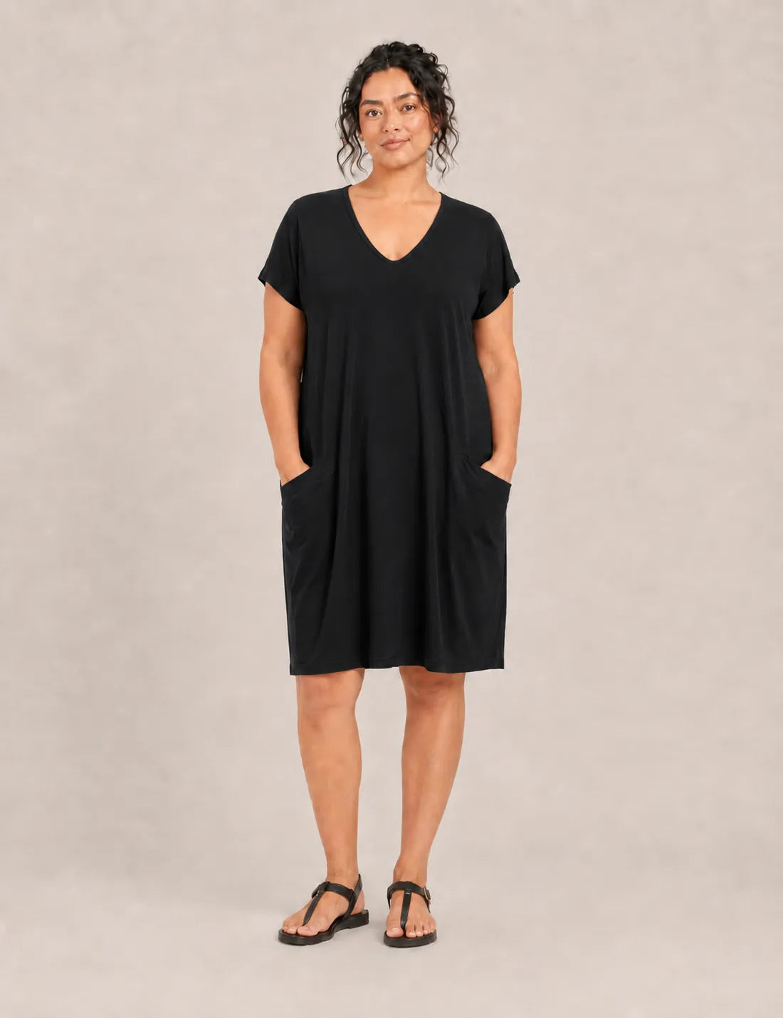 Vestido Bolsillos Negro