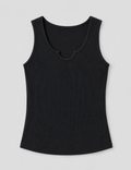 Camiseta U negra