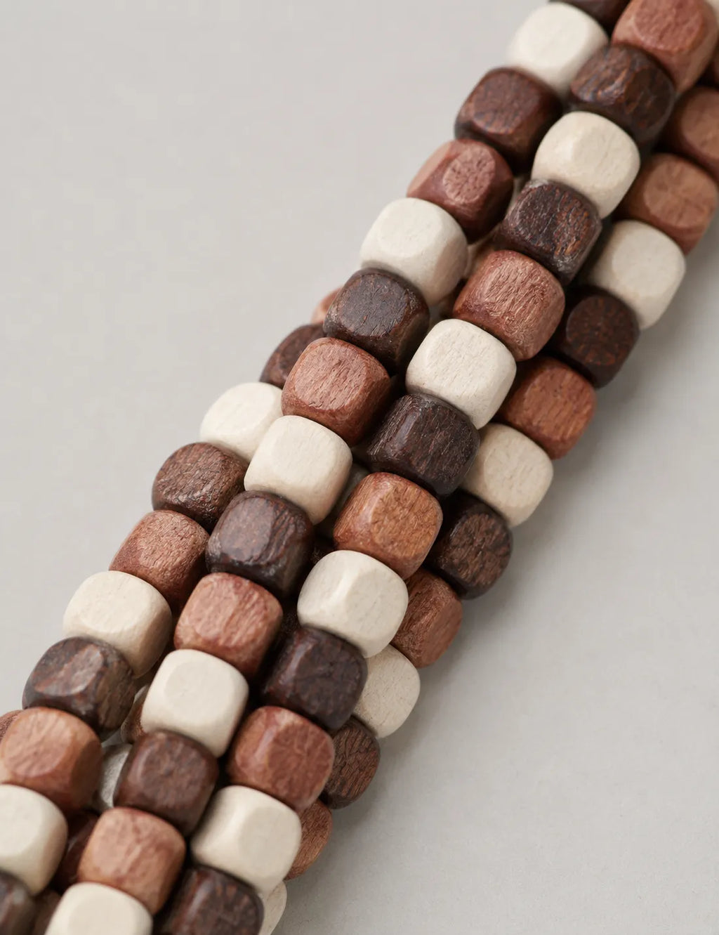 Collar Madera Abalorios Tricolor