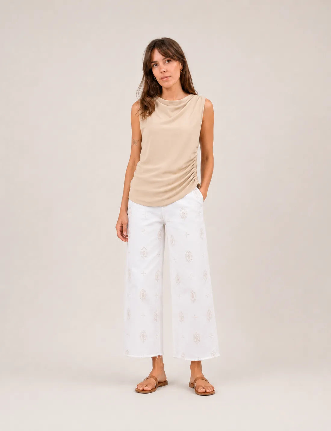 Camiseta Fruncida Beige