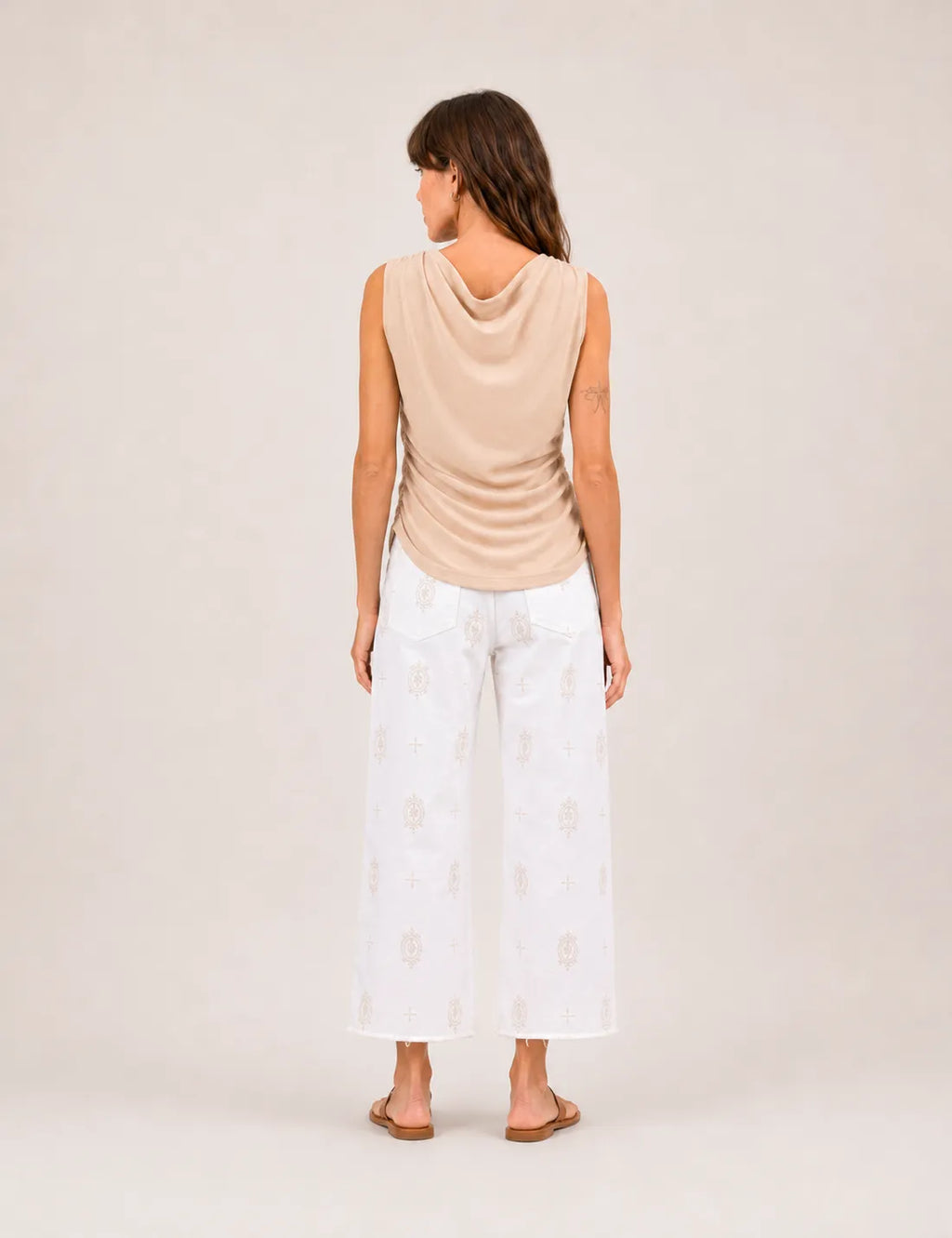 Camiseta Fruncida Beige