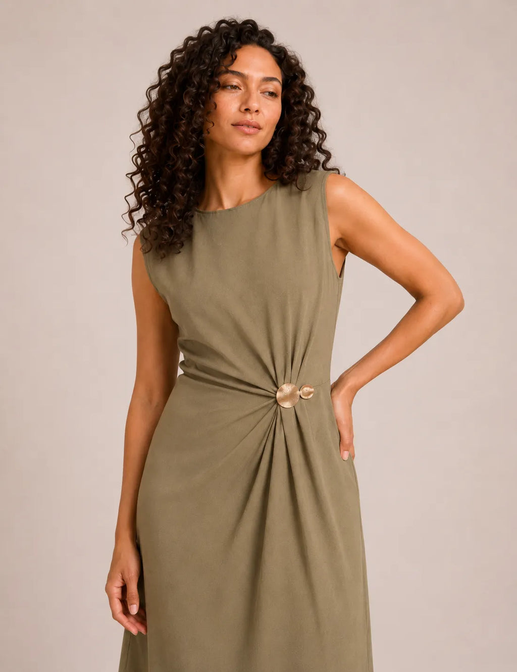 Vestido Maxi Broche Kaki