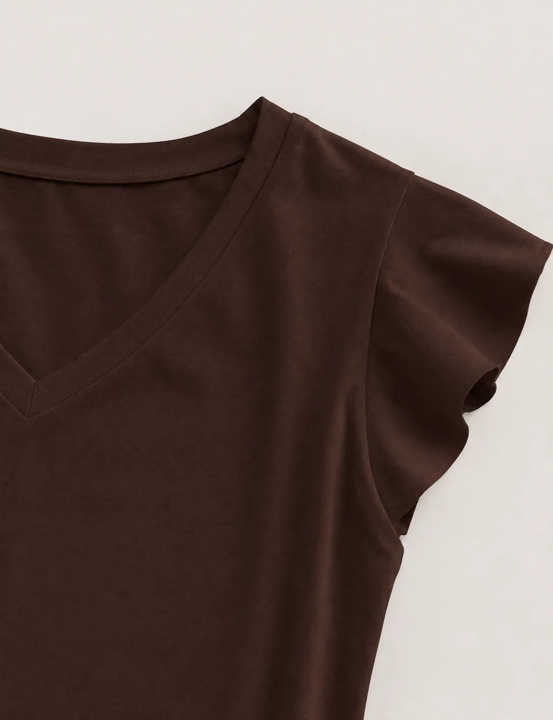 Camiseta Cuello Pico Volantes Marrón